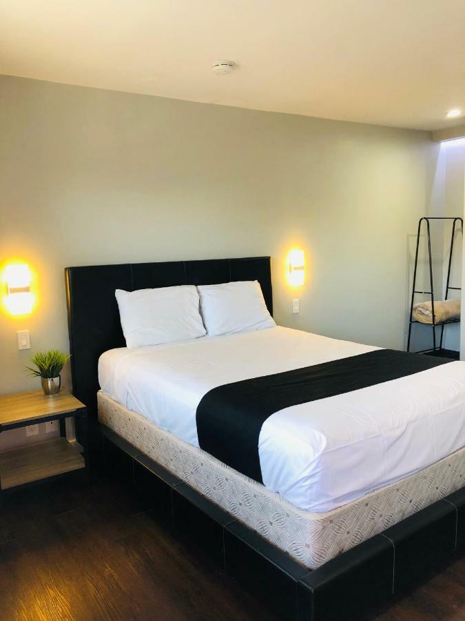 Hotel Villa Serena El Cajon Εξωτερικό φωτογραφία